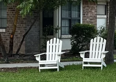 georgetown texas vacation rental front yard chairs